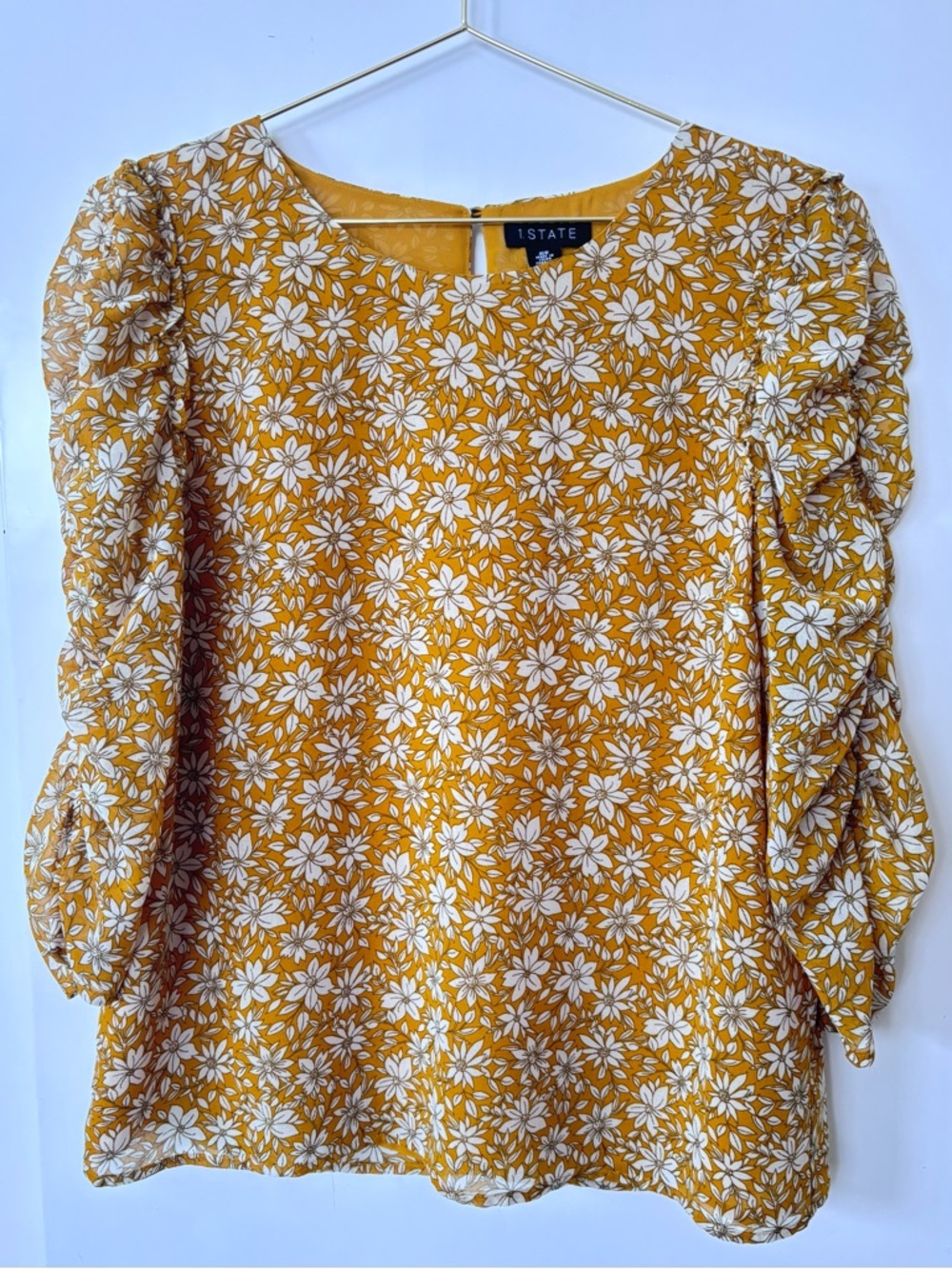 1.State| Mustard Yellow & White Floral Gathered Puff-Sleeve Blouse Sz M